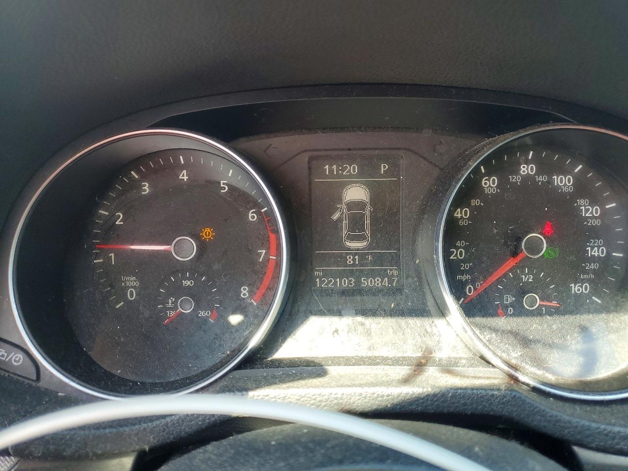 2016 VOLKSWAGEN PASSAT