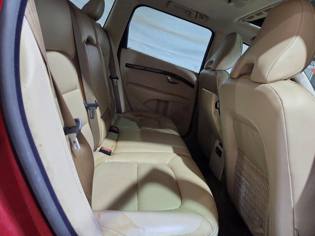 2008 VOLVO XC70