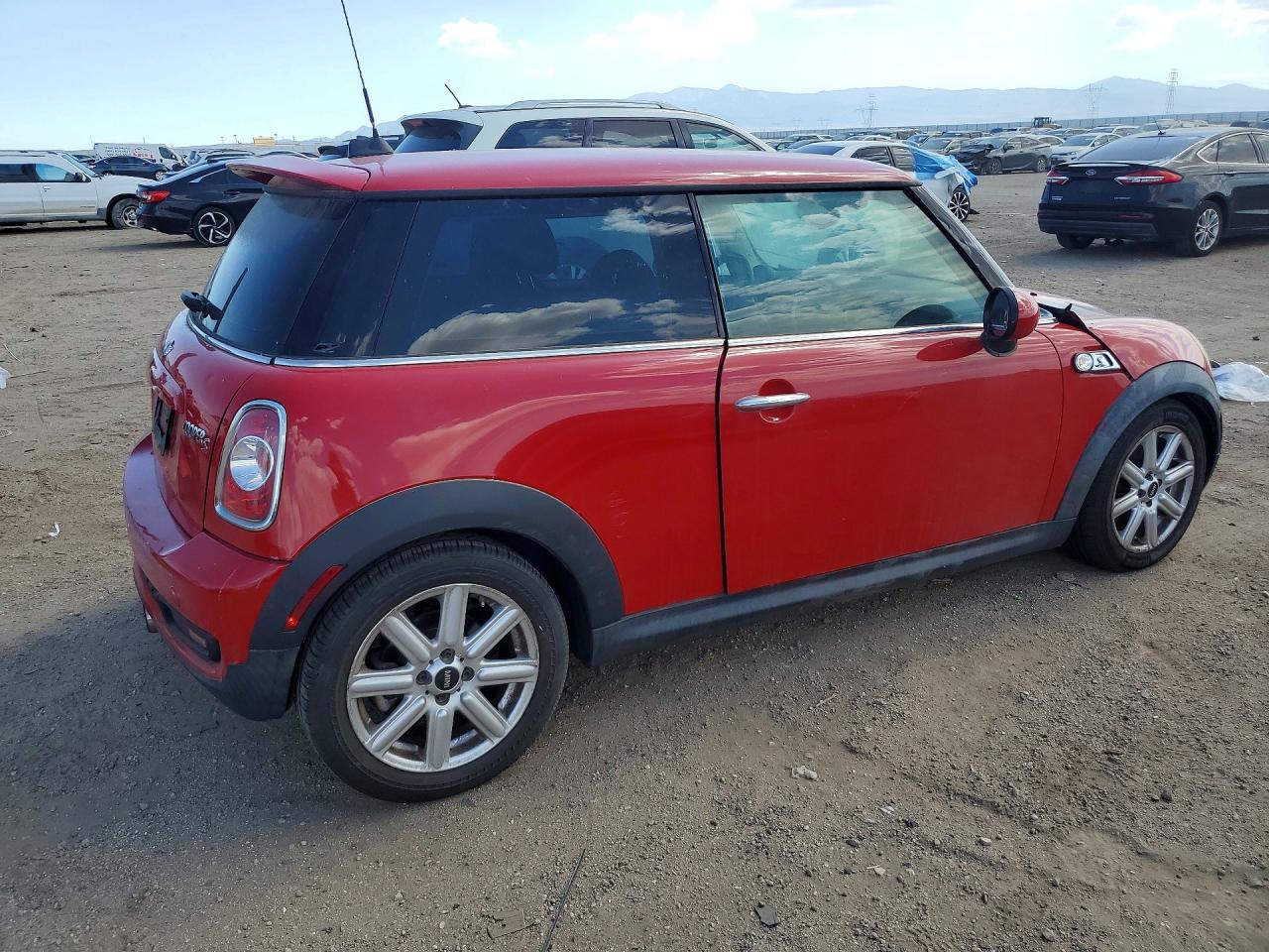 2012 MINI COOPER