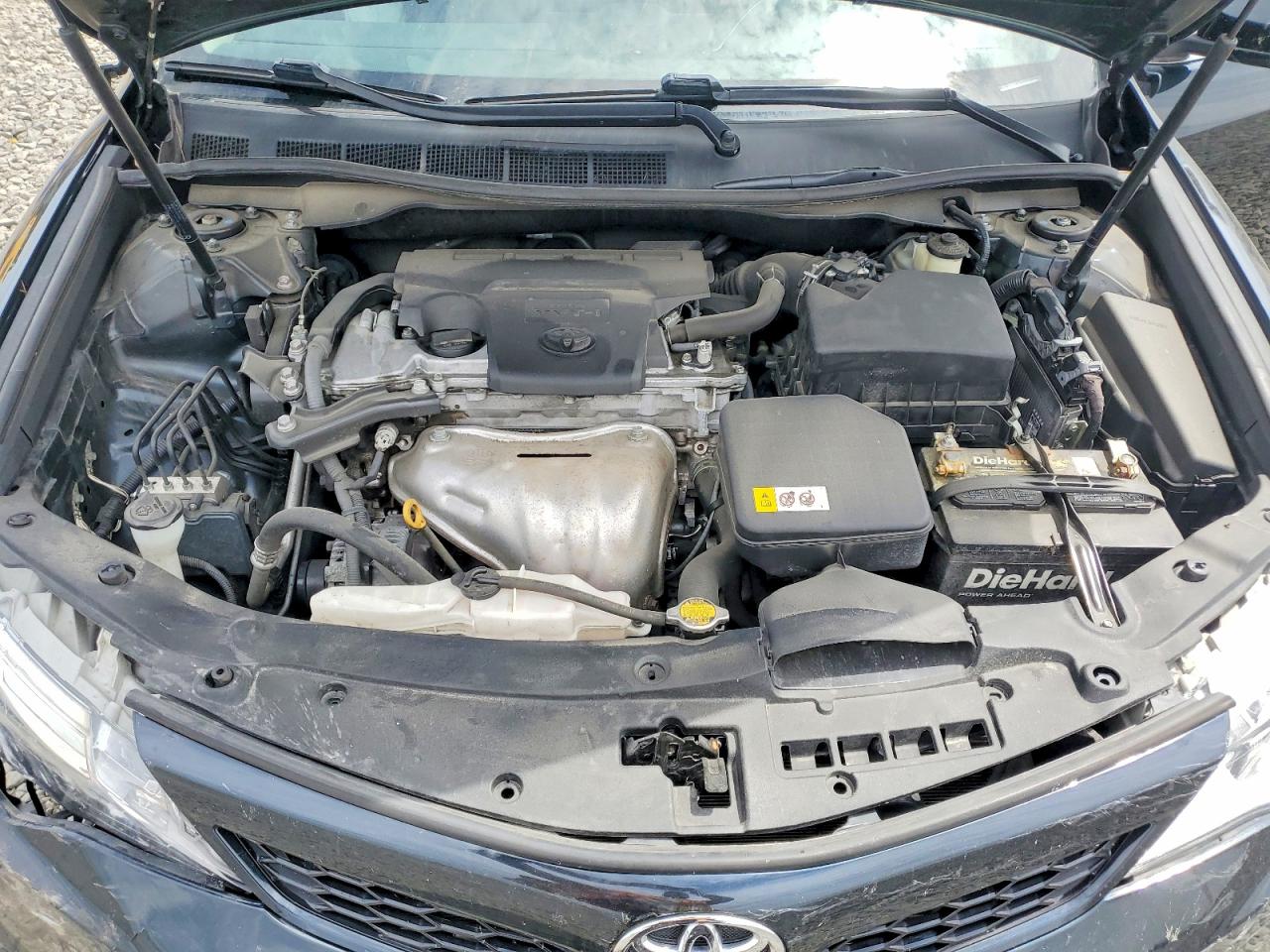 2014 TOYOTA CAMRY