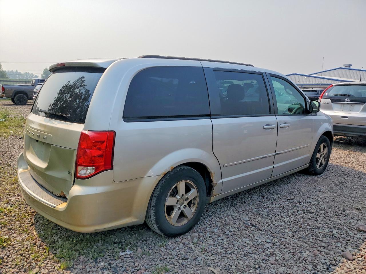 2011 DODGE CARAVAN