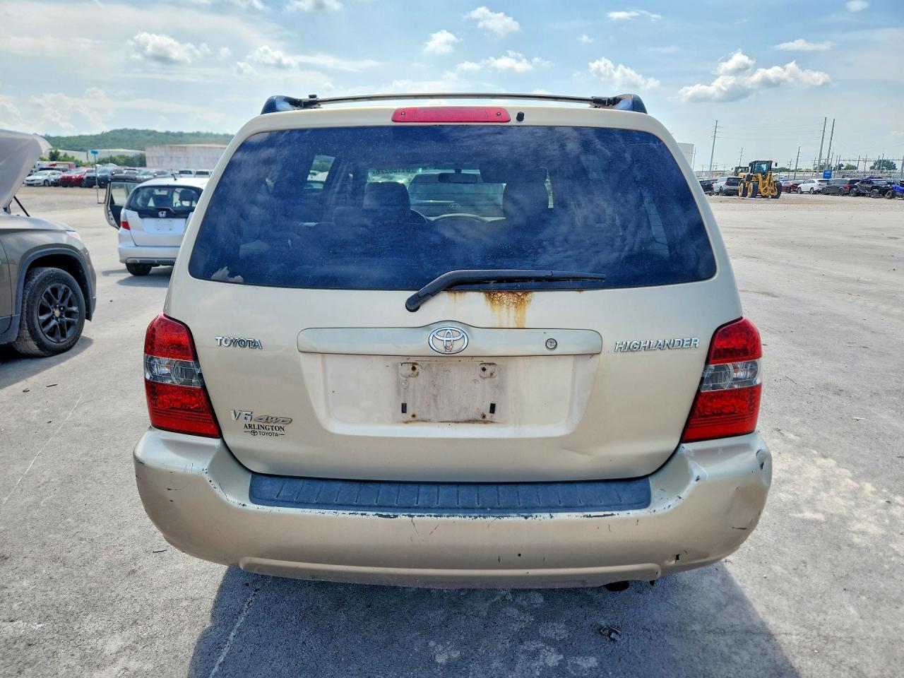 2004 TOYOTA HIGHLANDER