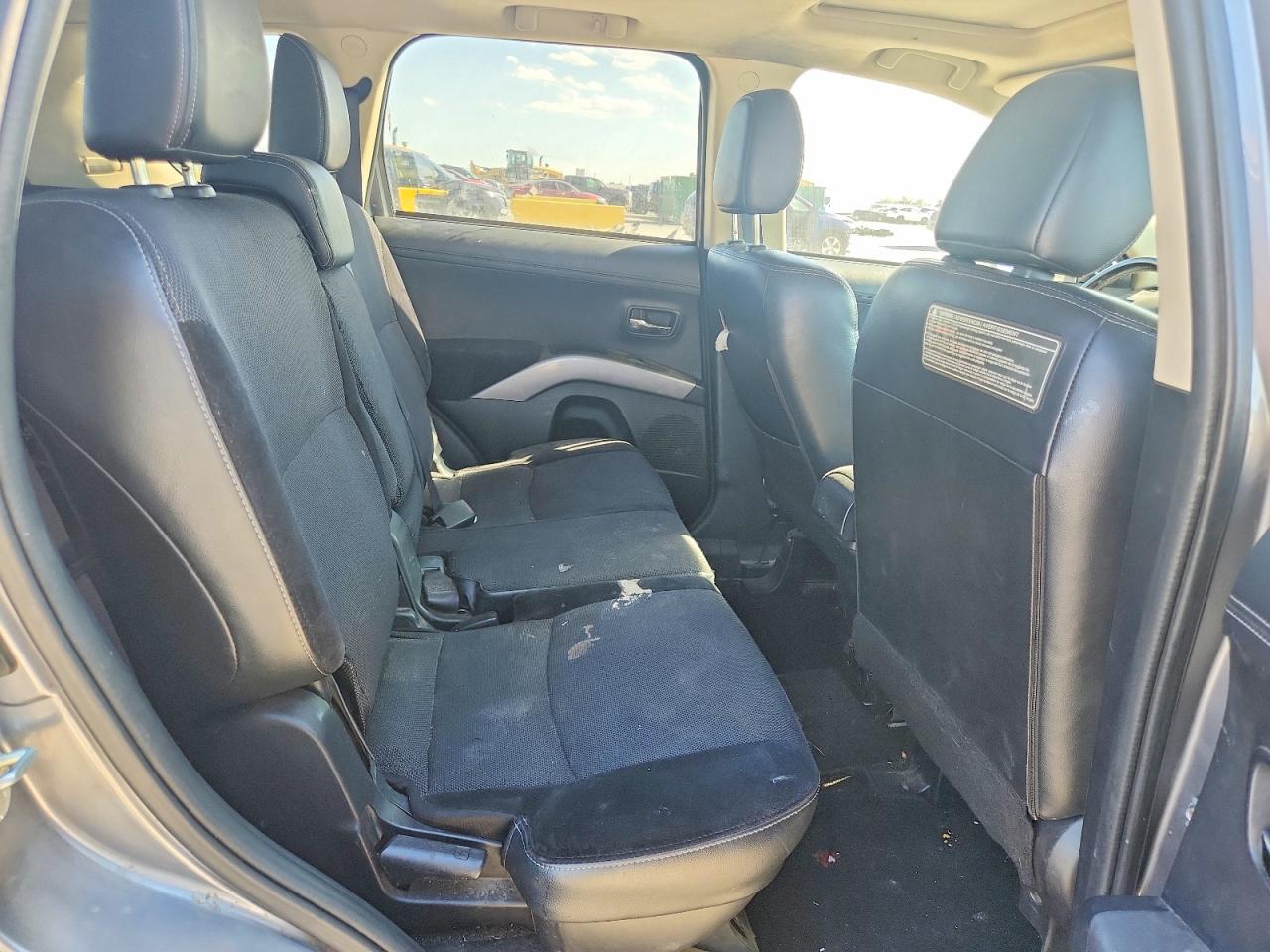 2013 MITSUBISHI OUTLANDER