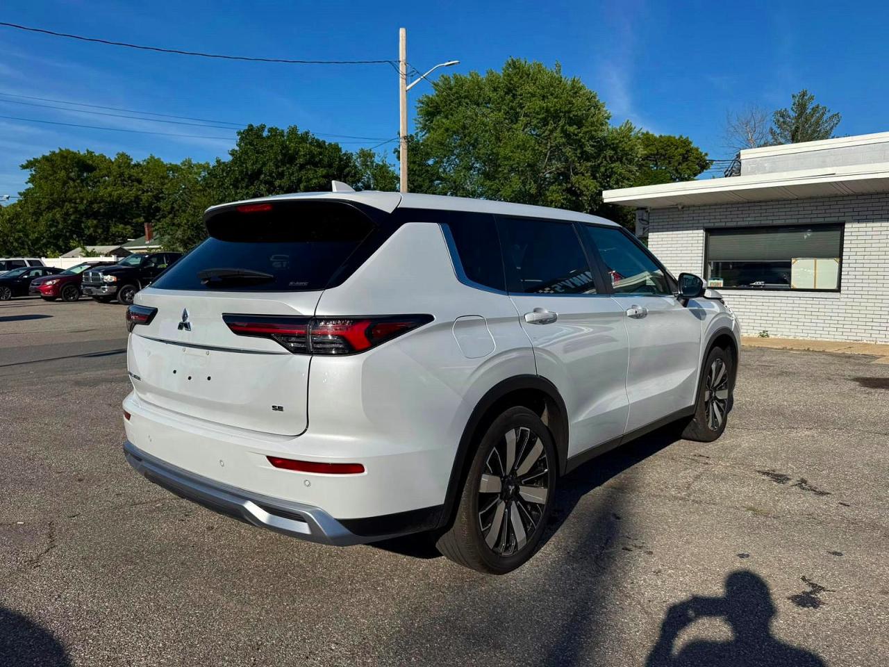 2025 MITSUBISHI OUTLANDER