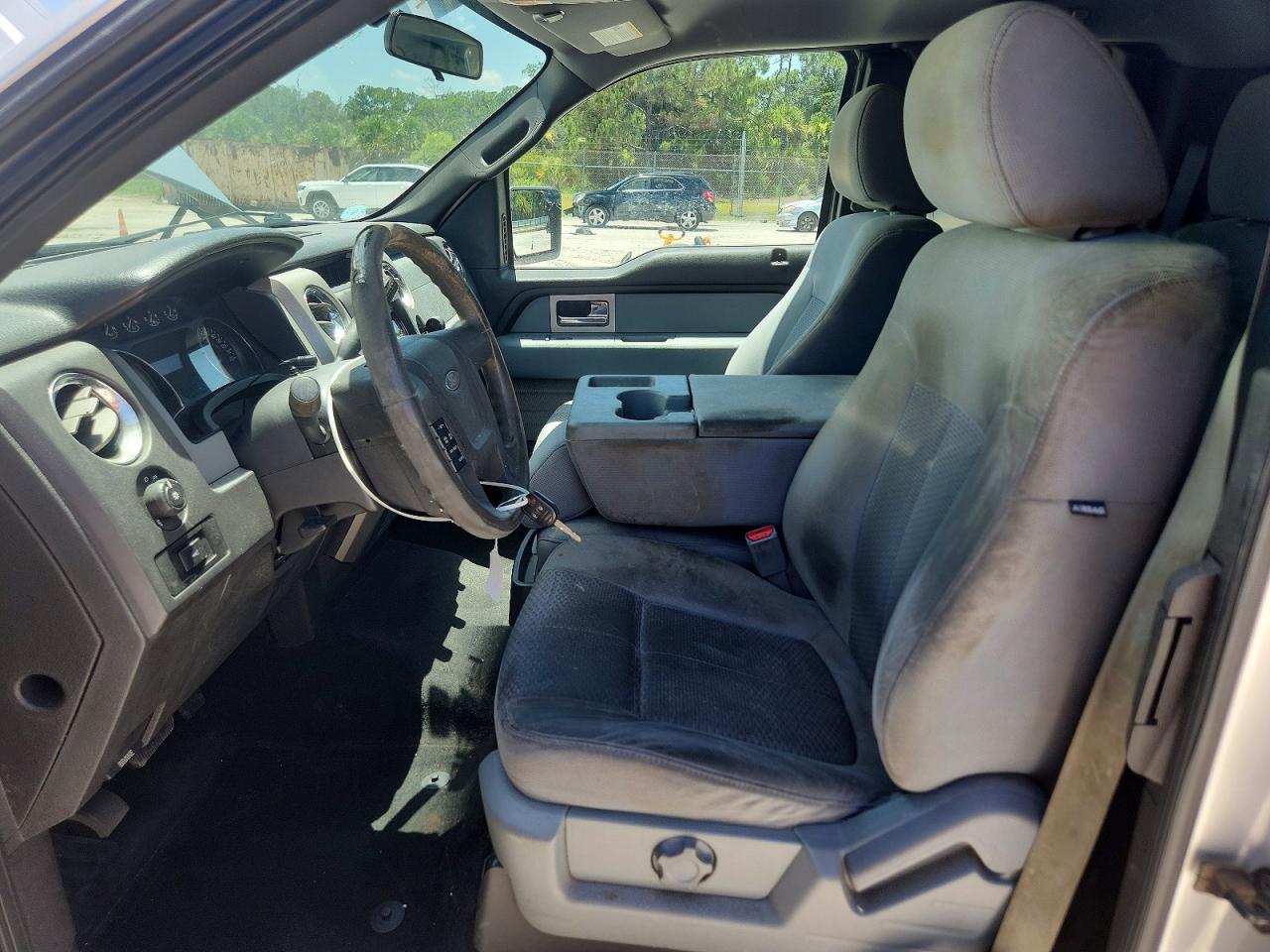 2011 FORD F150