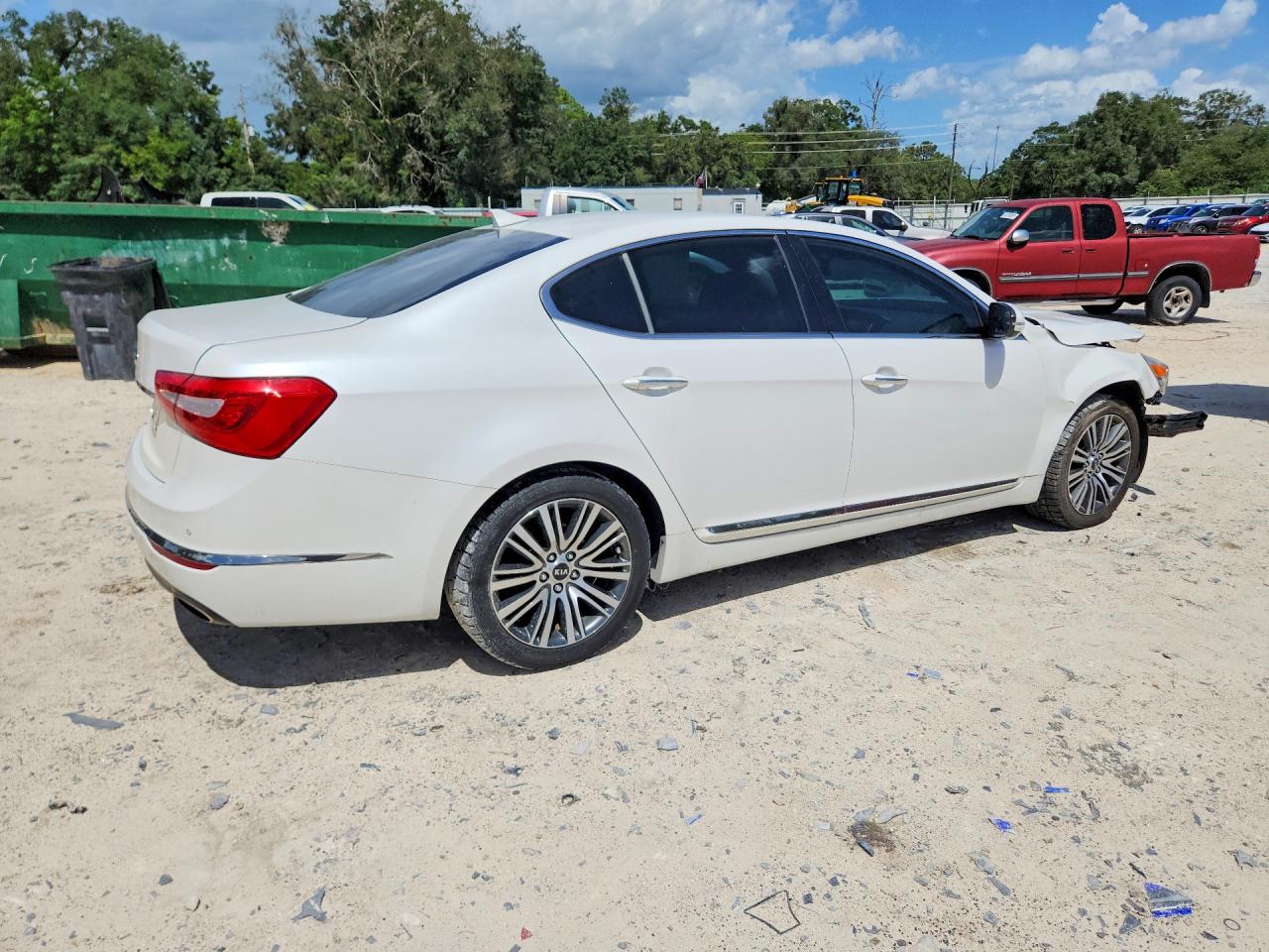 2015 KIA CADENZA