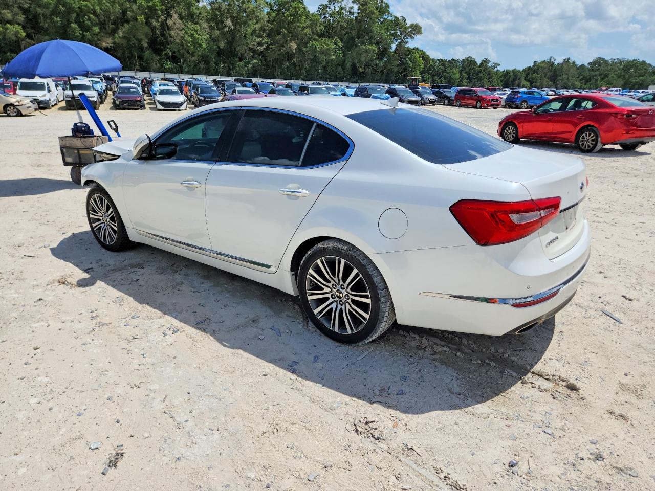 2015 KIA CADENZA