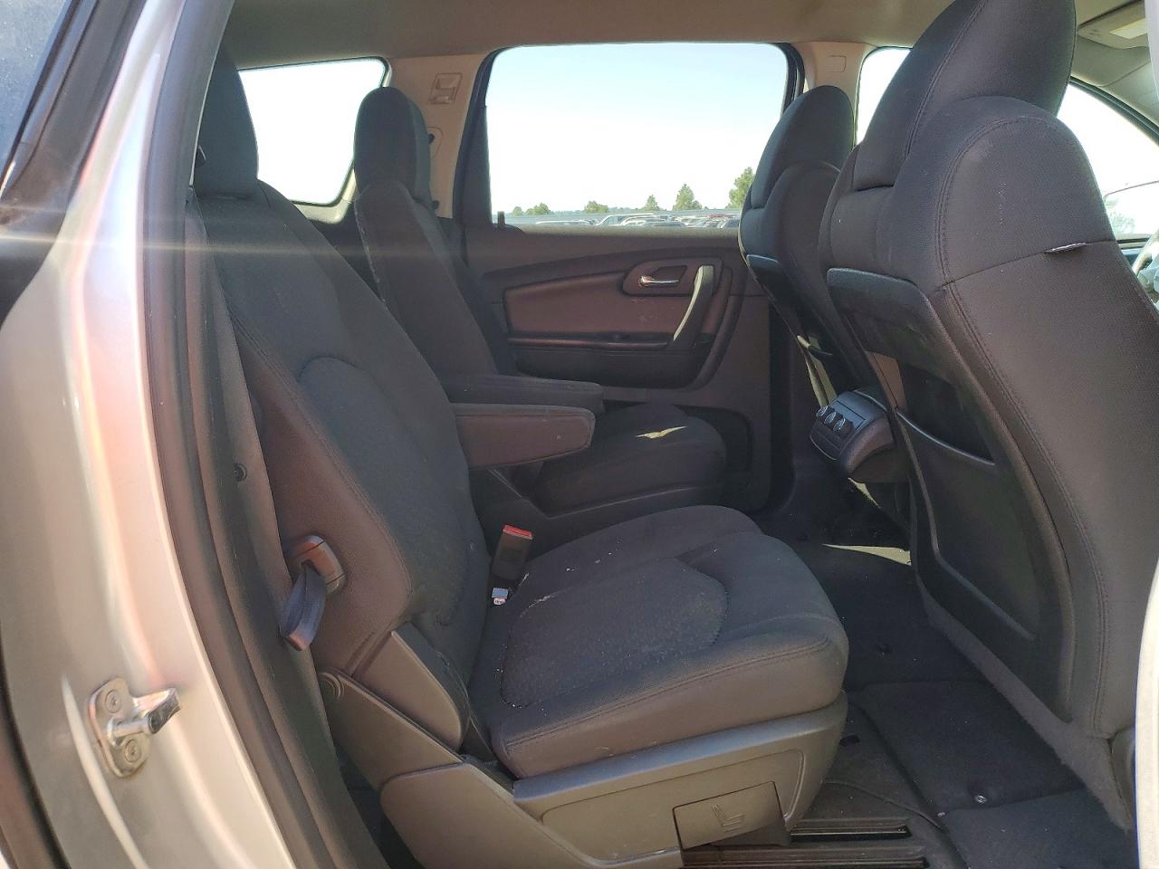 2011 CHEVROLET TRAVERSE