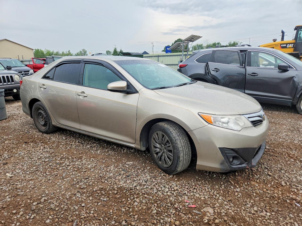 2013 TOYOTA CAMRY
