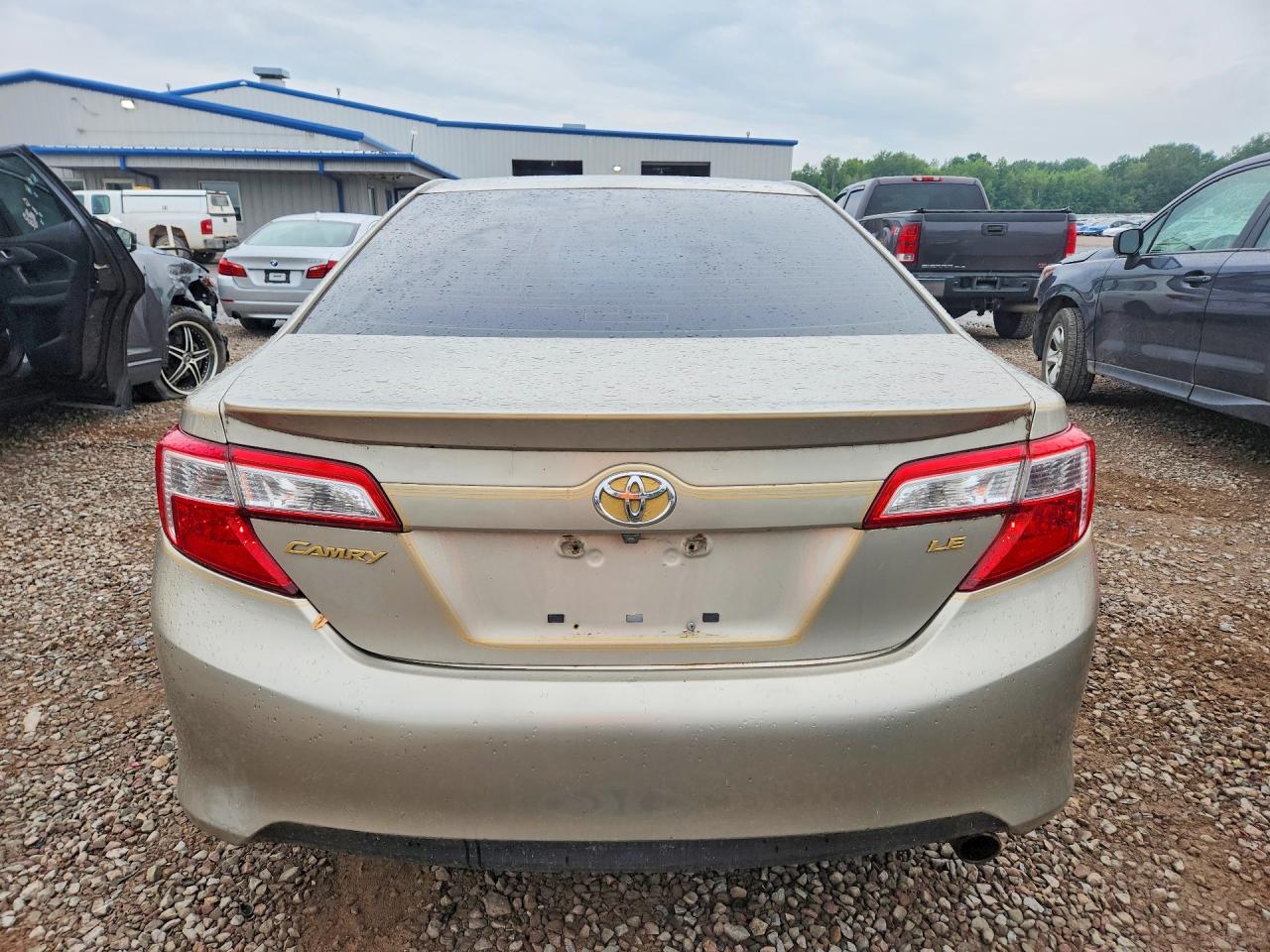 2013 TOYOTA CAMRY