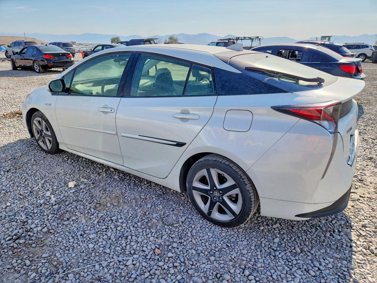 2016 TOYOTA PRIUS