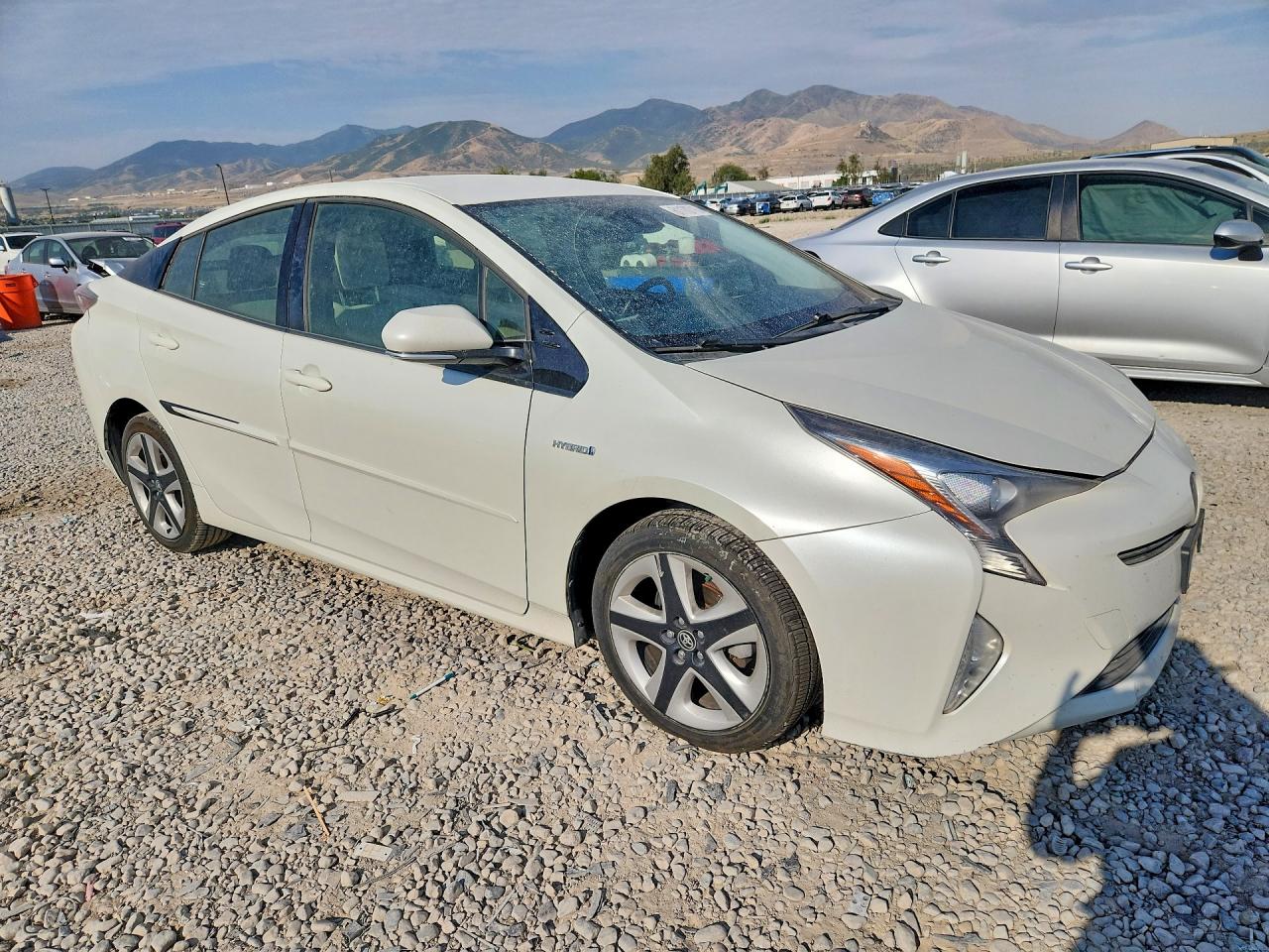2016 TOYOTA PRIUS