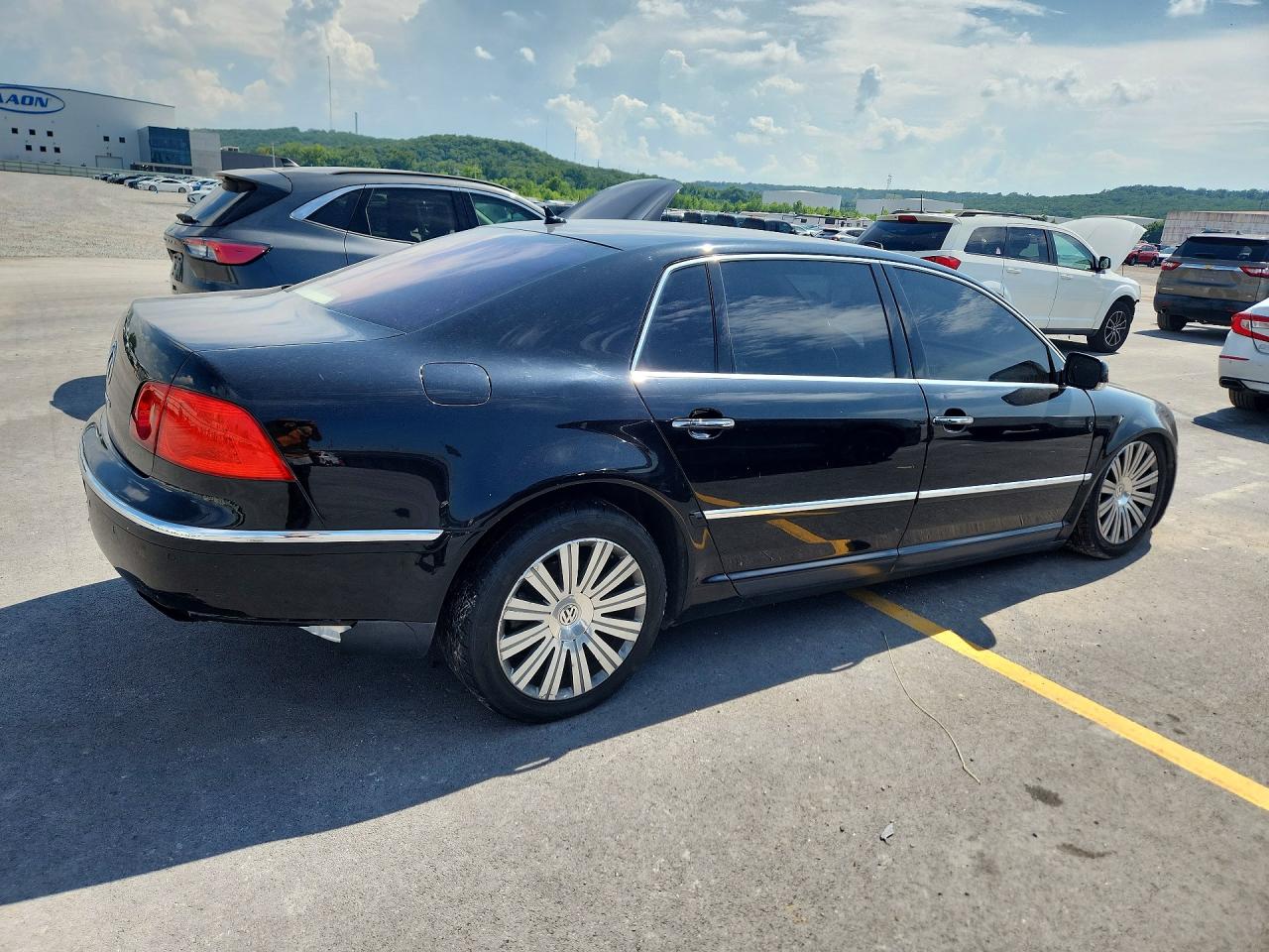 2005 VOLKSWAGEN PHAETON