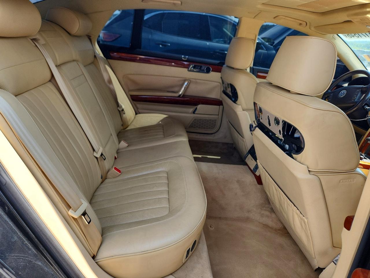 2005 VOLKSWAGEN PHAETON