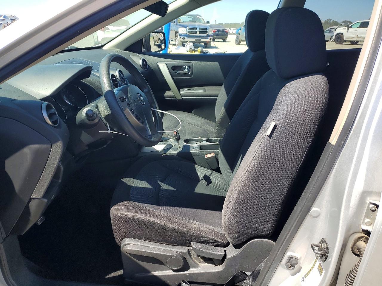 2013 NISSAN ROGUE