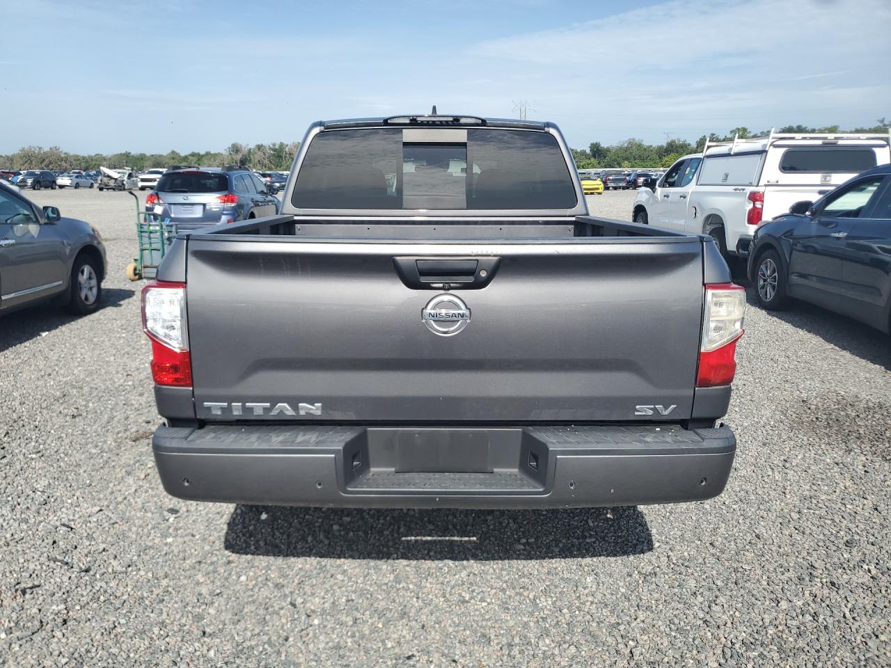 2022 NISSAN FTR