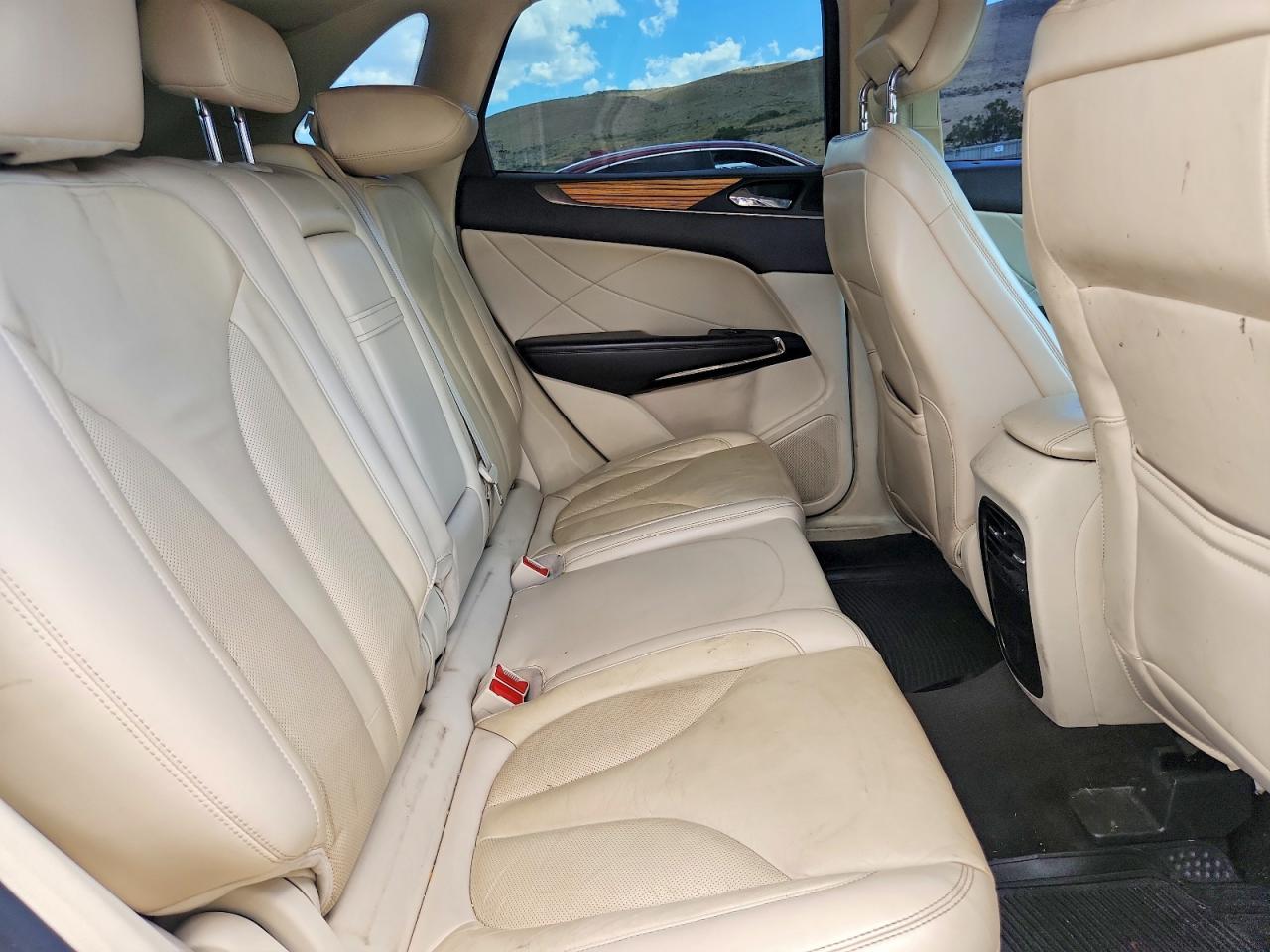 2015 LINCOLN MKZ