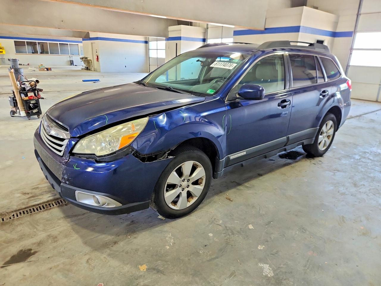 2011 SUBARU OUTBACK