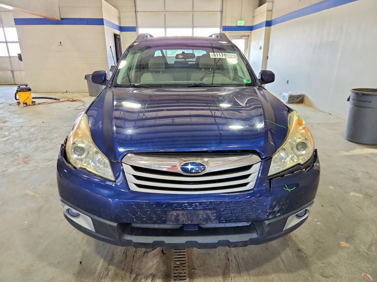 2011 SUBARU OUTBACK