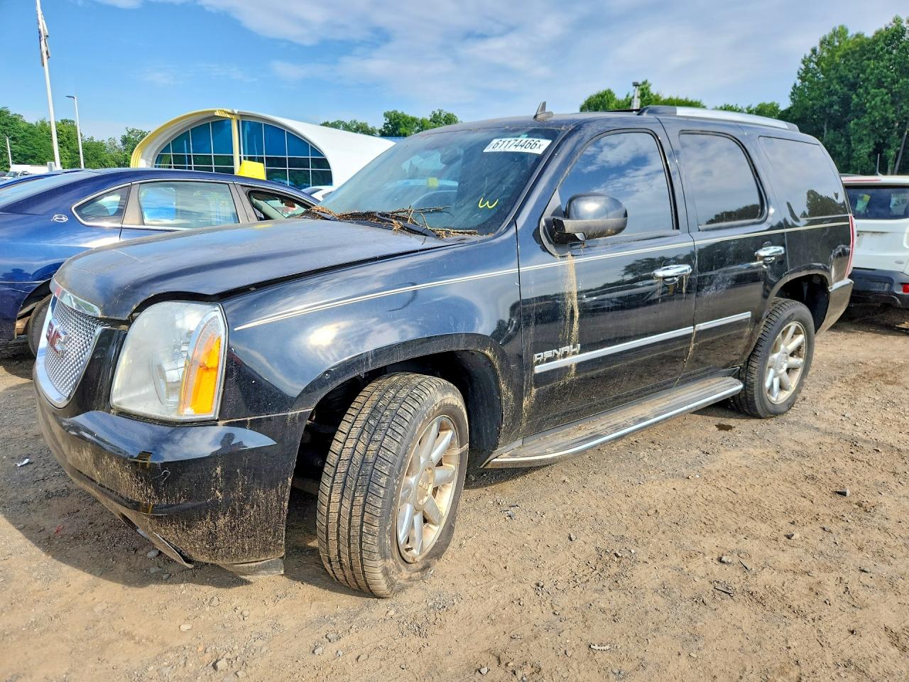 2012 GMC YUKON