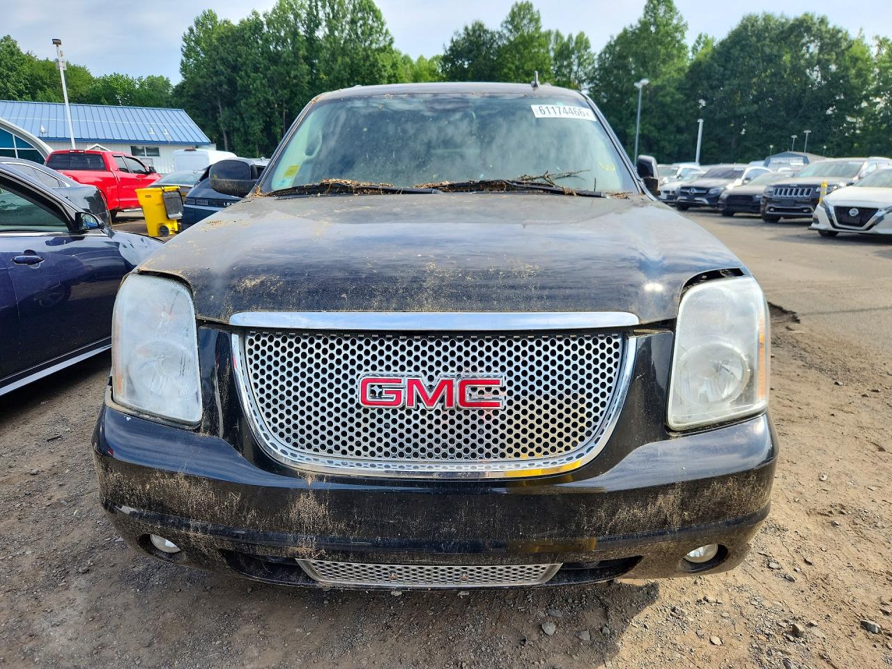2012 GMC YUKON
