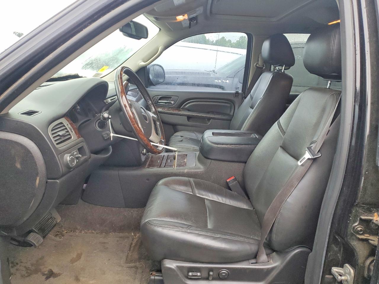 2012 GMC YUKON