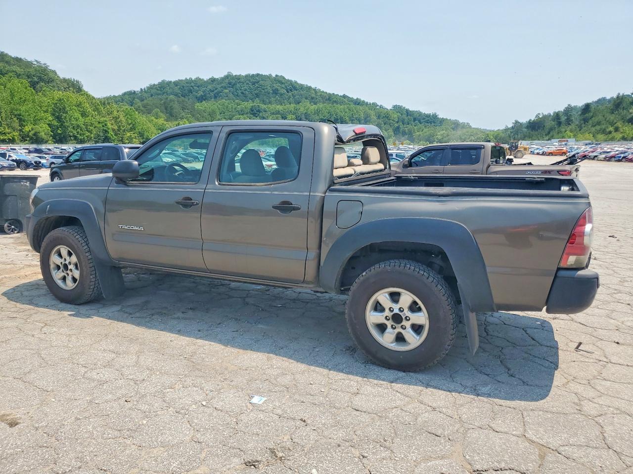 2009 TOYOTA TACOMA