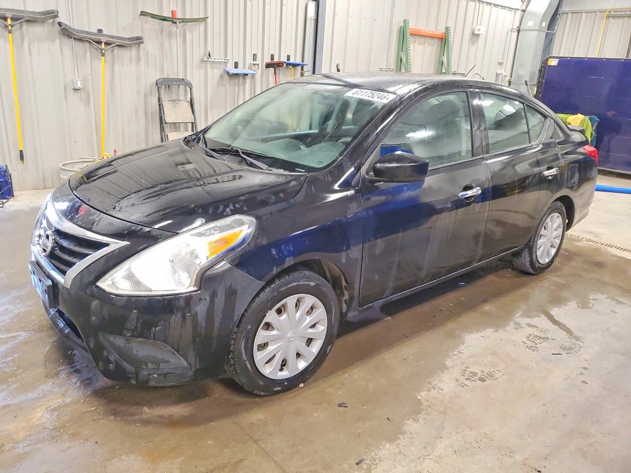 2015 NISSAN VERSA