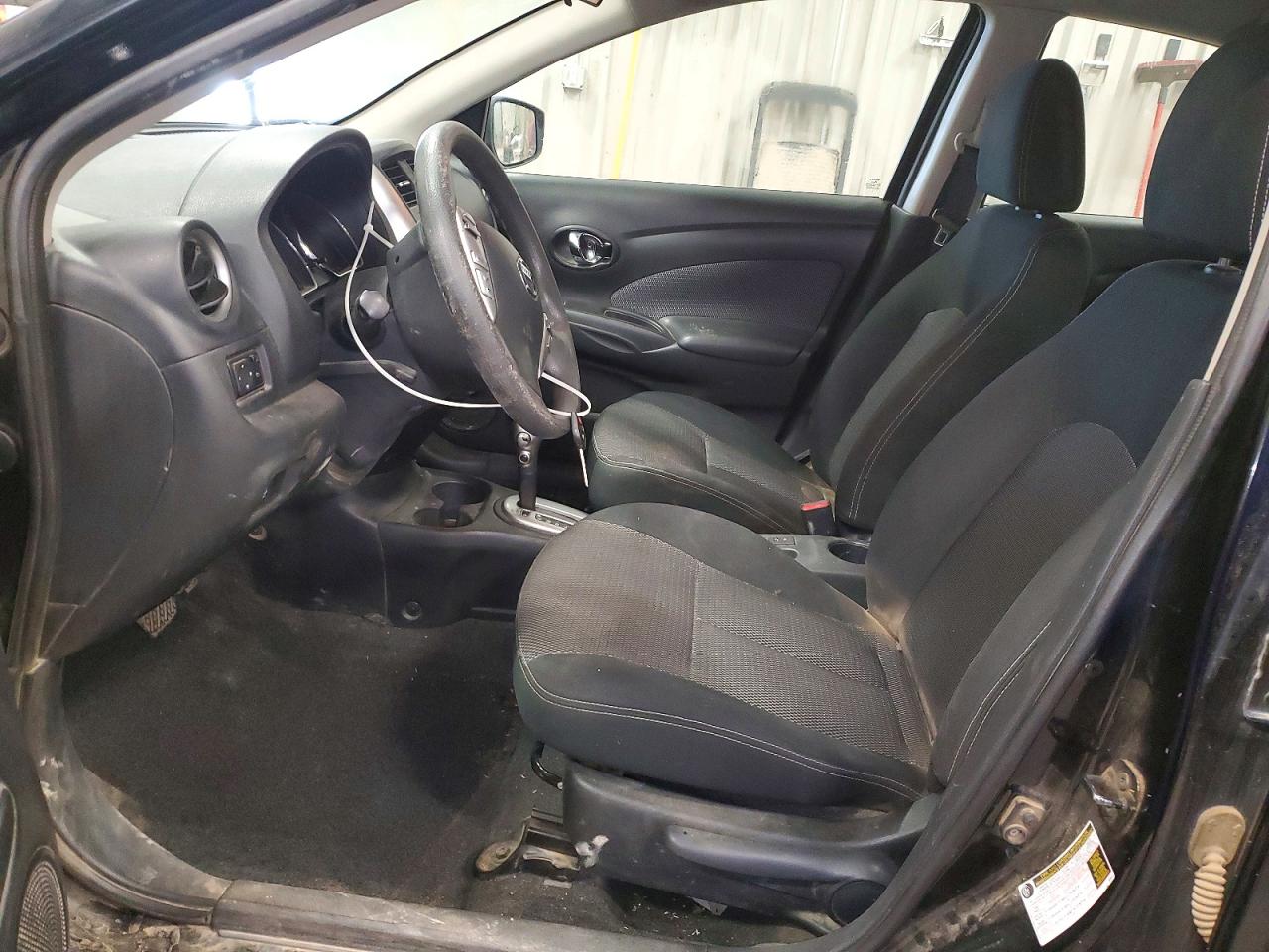 2015 NISSAN VERSA