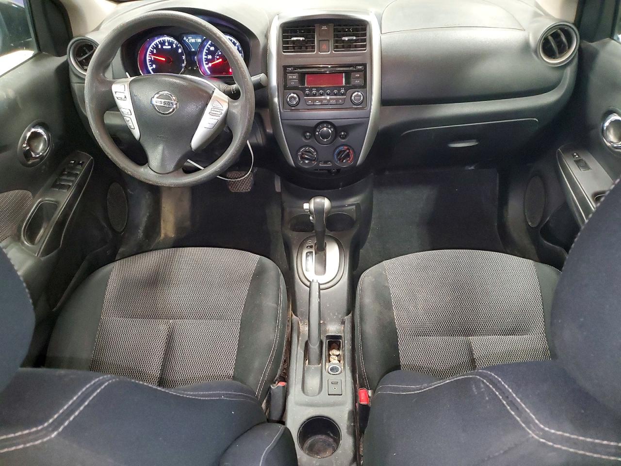 2015 NISSAN VERSA