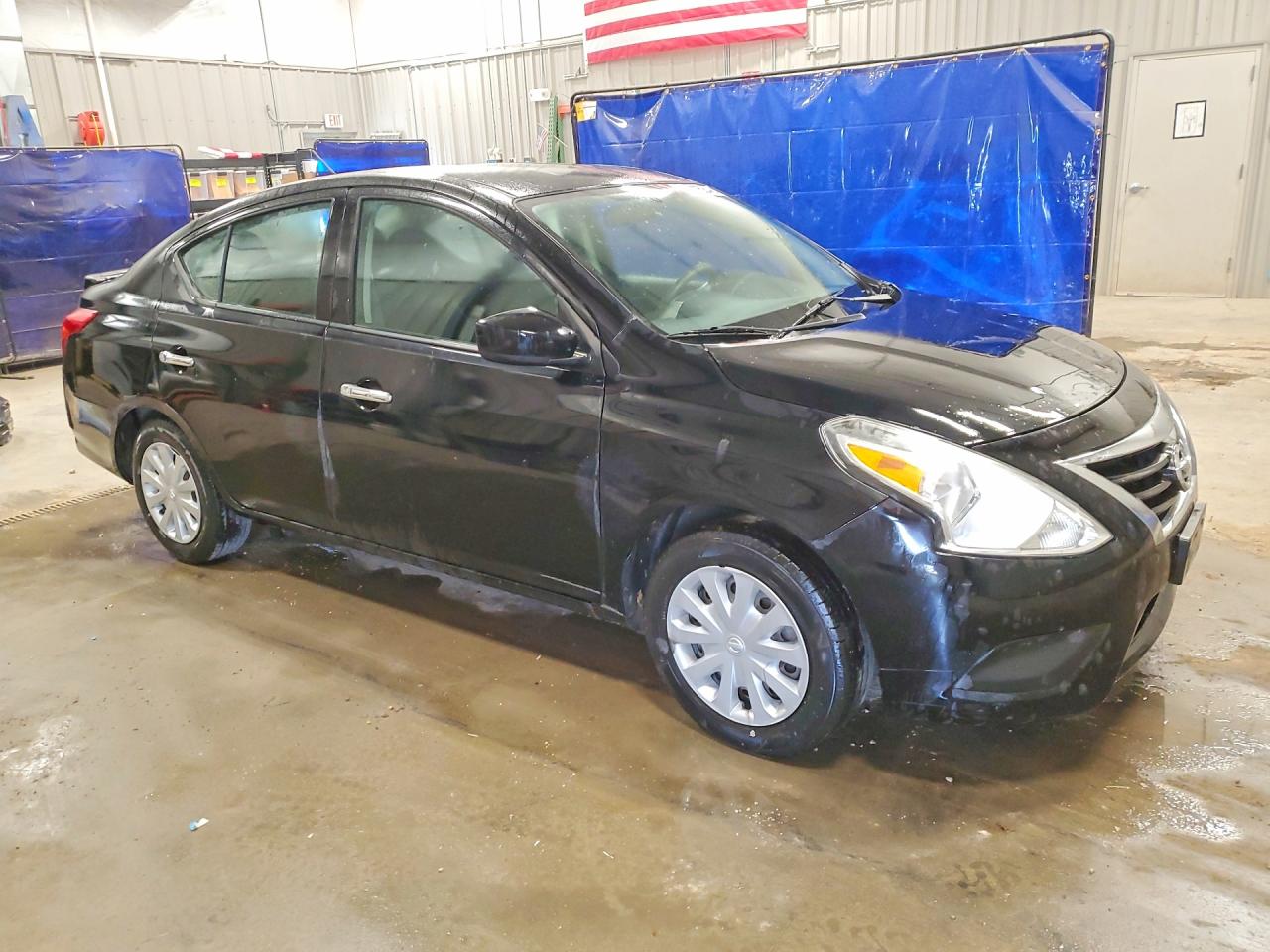2015 NISSAN VERSA