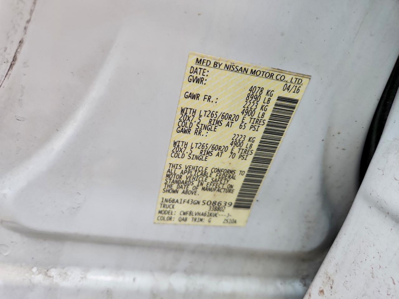 2016 NISSAN TITAN