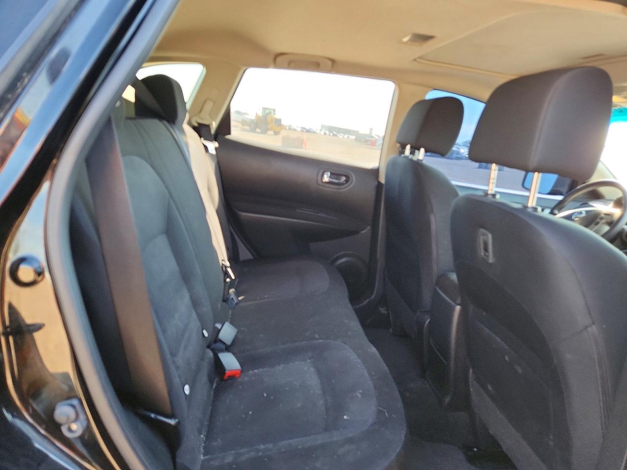 2013 NISSAN ROGUE