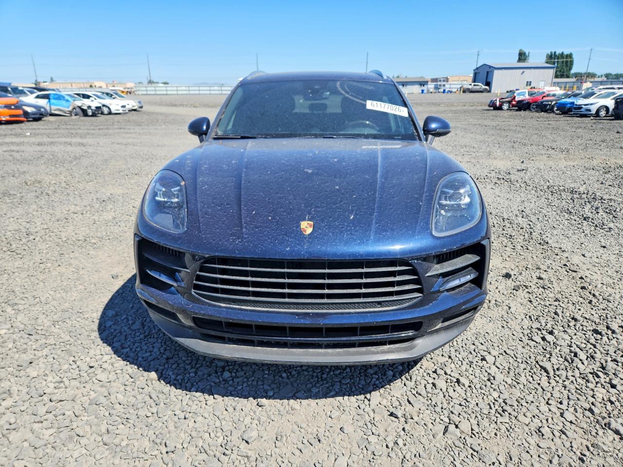2020 PORSCHE MACAN