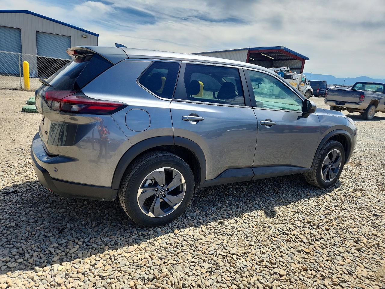 2024 NISSAN ROGUE