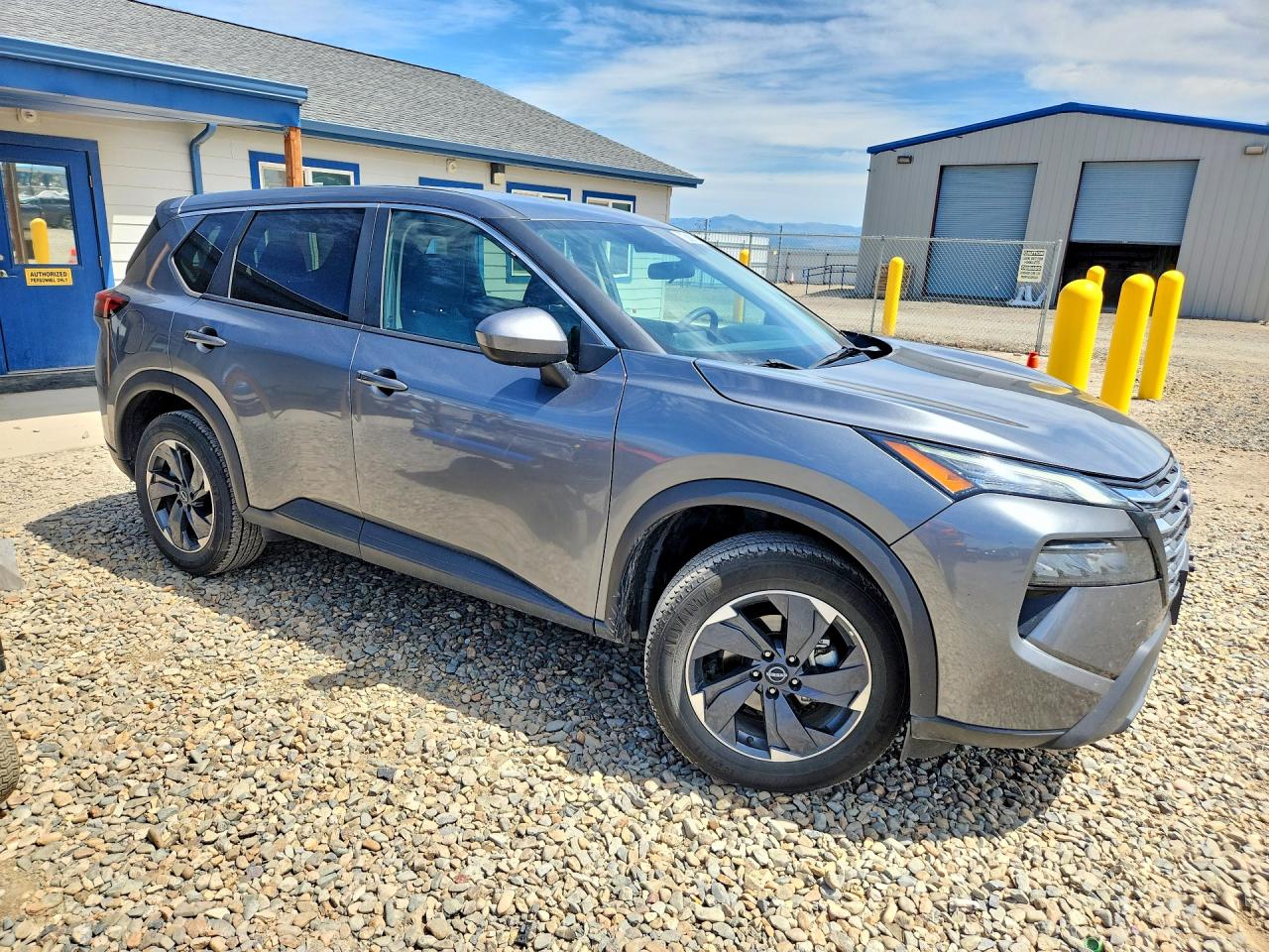 2024 NISSAN ROGUE
