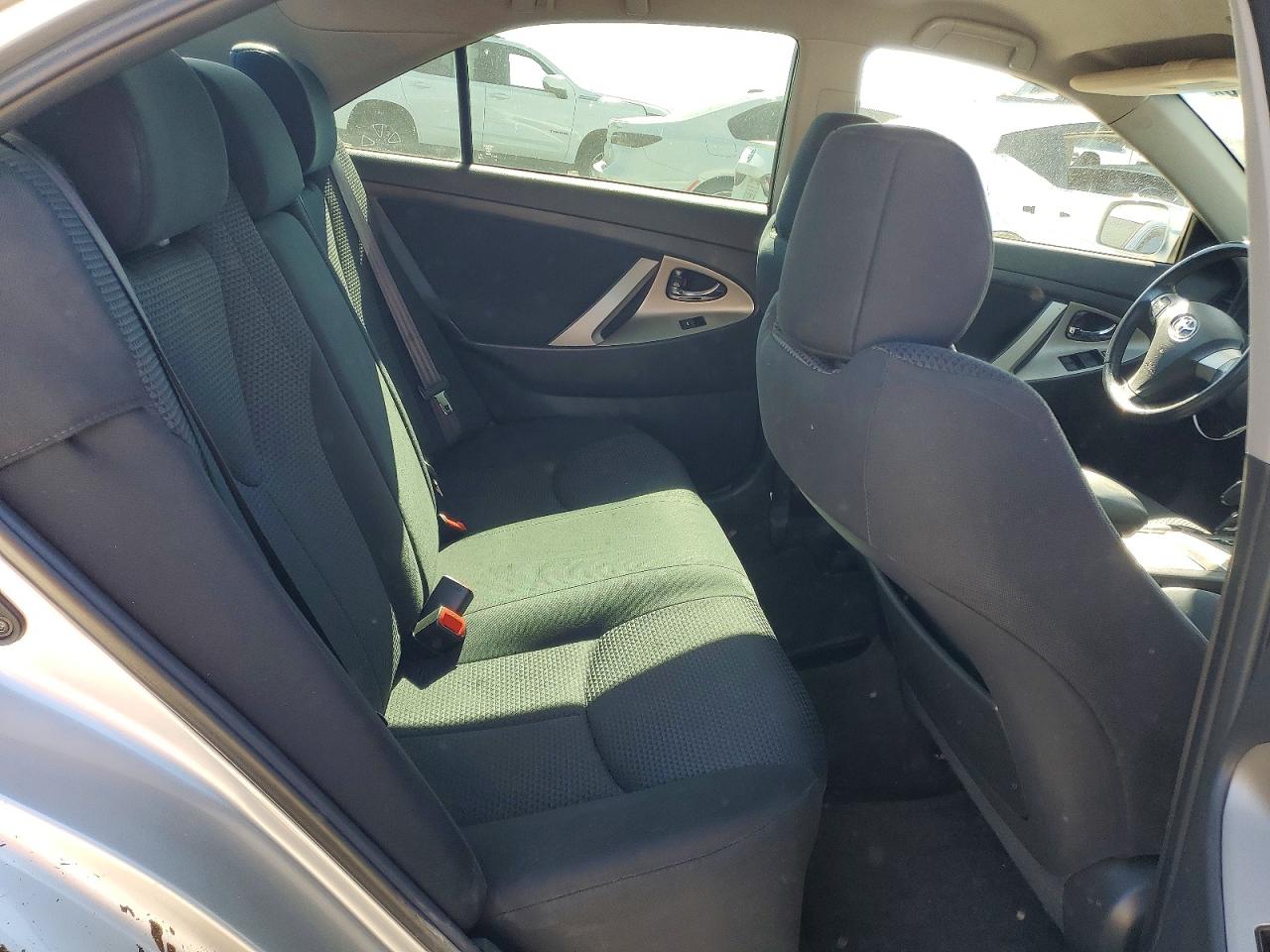 2010 TOYOTA CAMRY