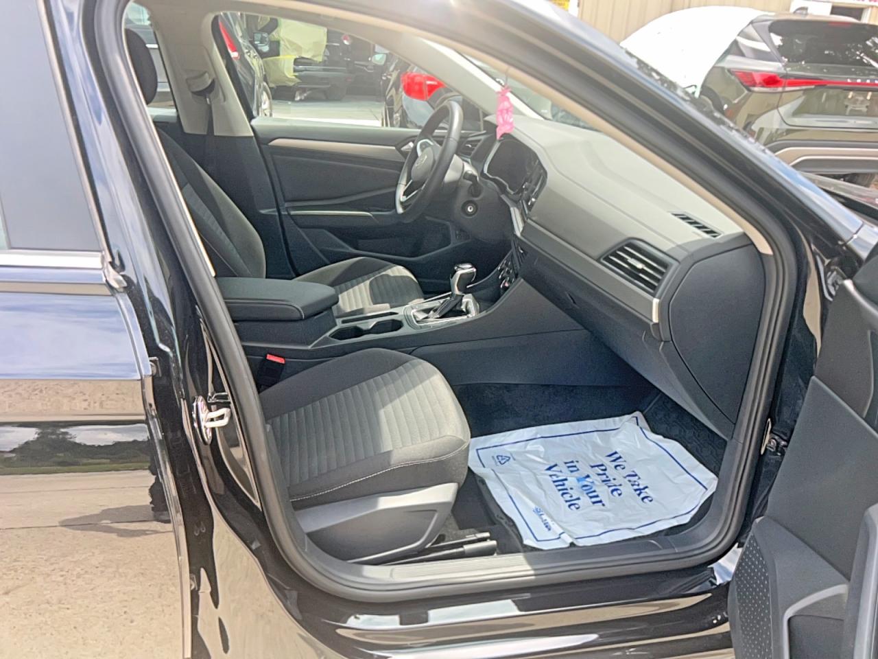 2024 VOLKSWAGEN JETTA