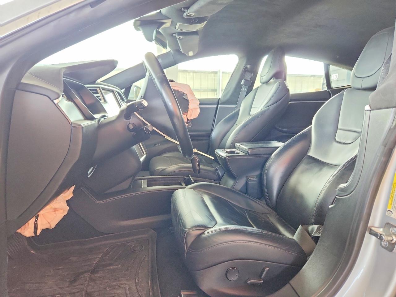 2017 TESLA MODEL S