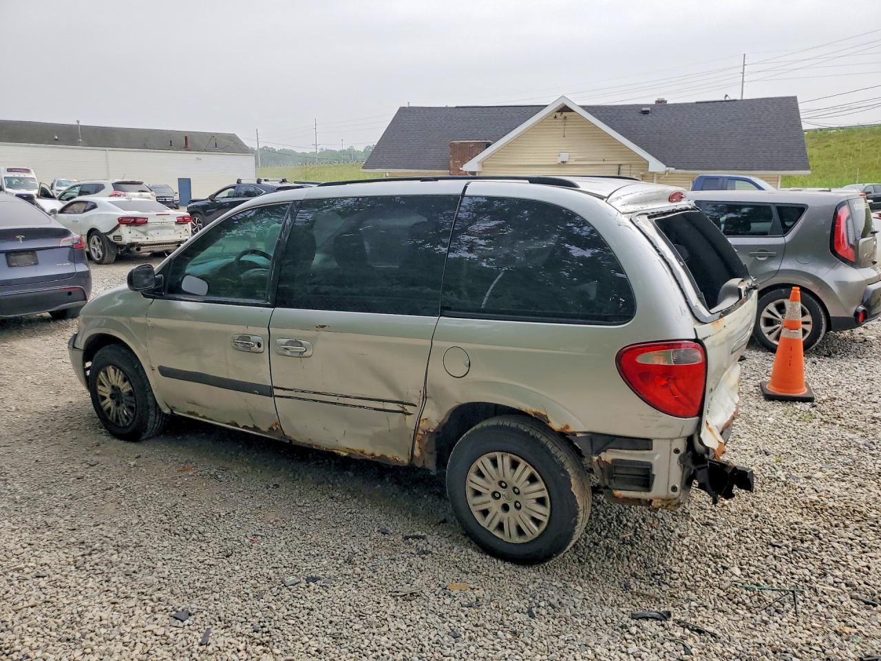 2006 CHRYSLER MINIVAN