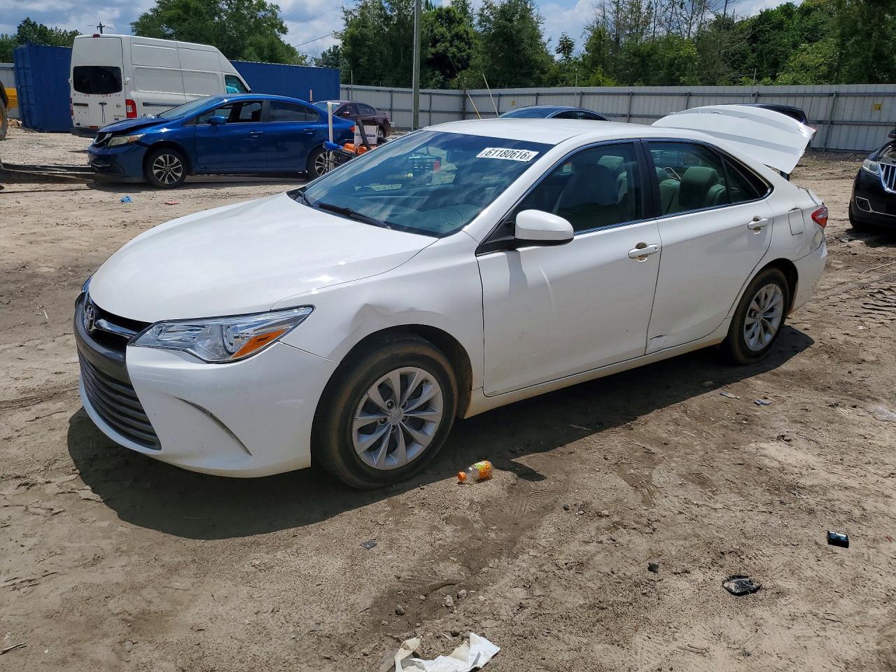 2017 TOYOTA CAMRY