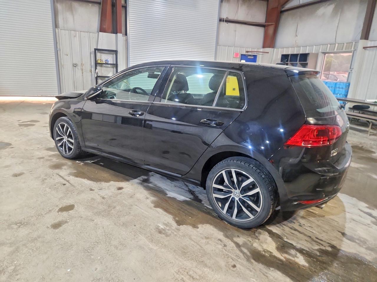 2017 VOLKSWAGEN GOLF