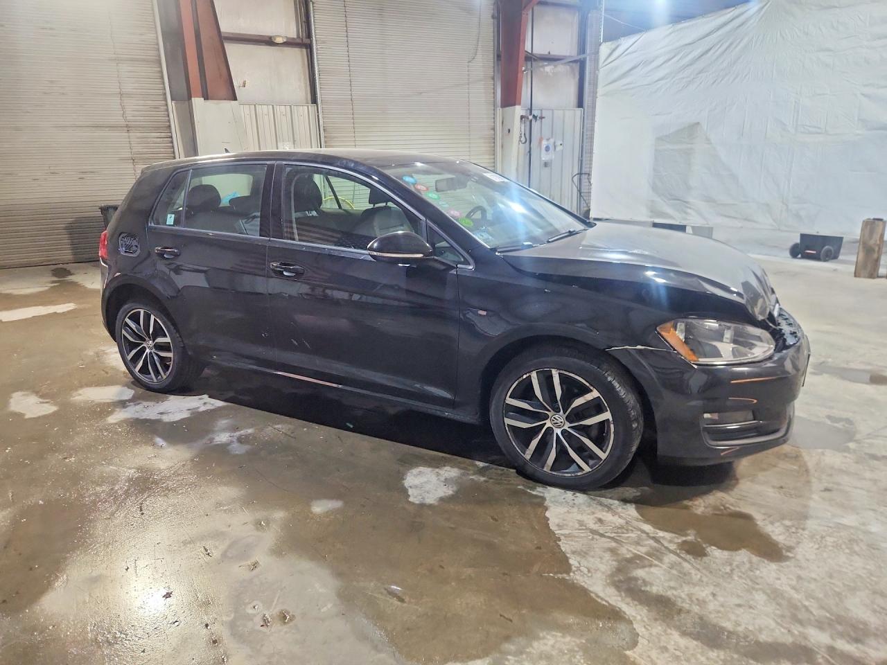 2017 VOLKSWAGEN GOLF