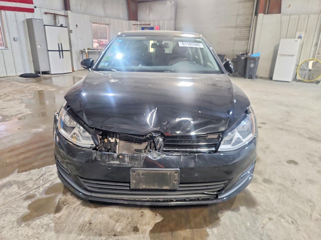 2017 VOLKSWAGEN GOLF