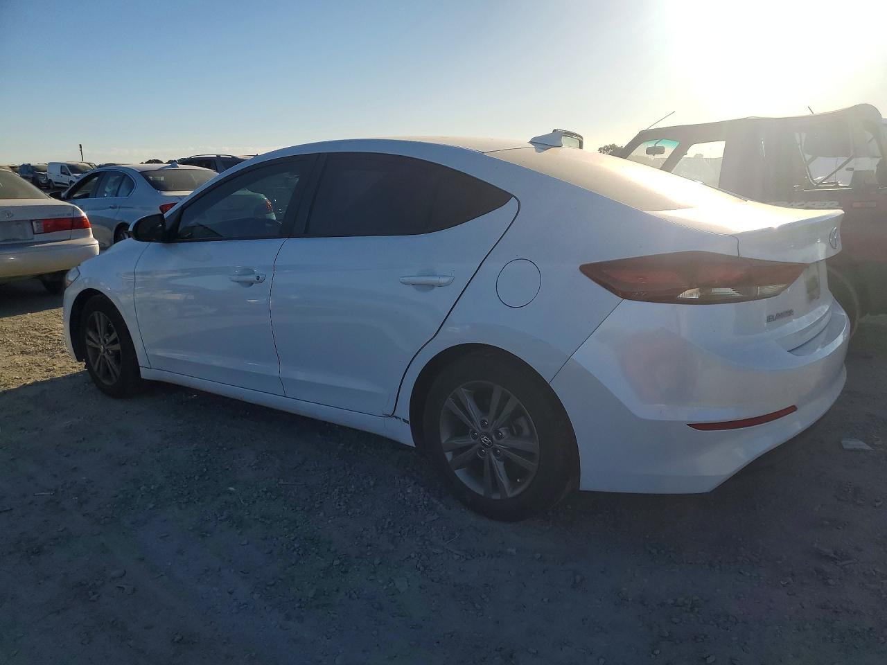 2018 HYUNDAI ELANTRA