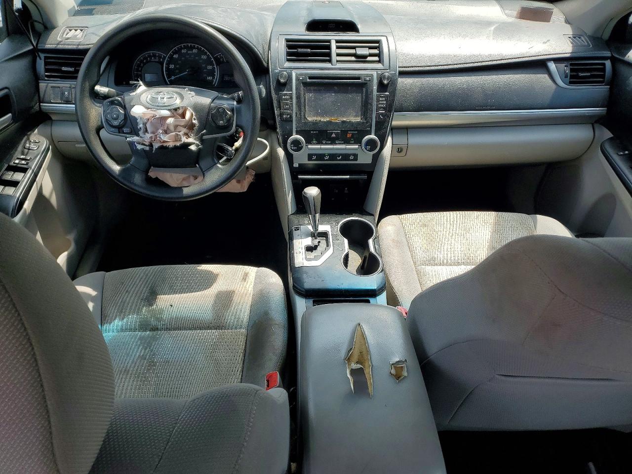 2014 TOYOTA CAMRY