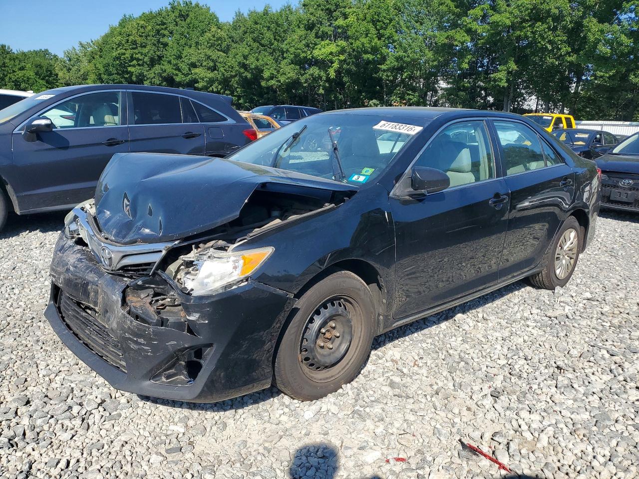 2014 TOYOTA CAMRY