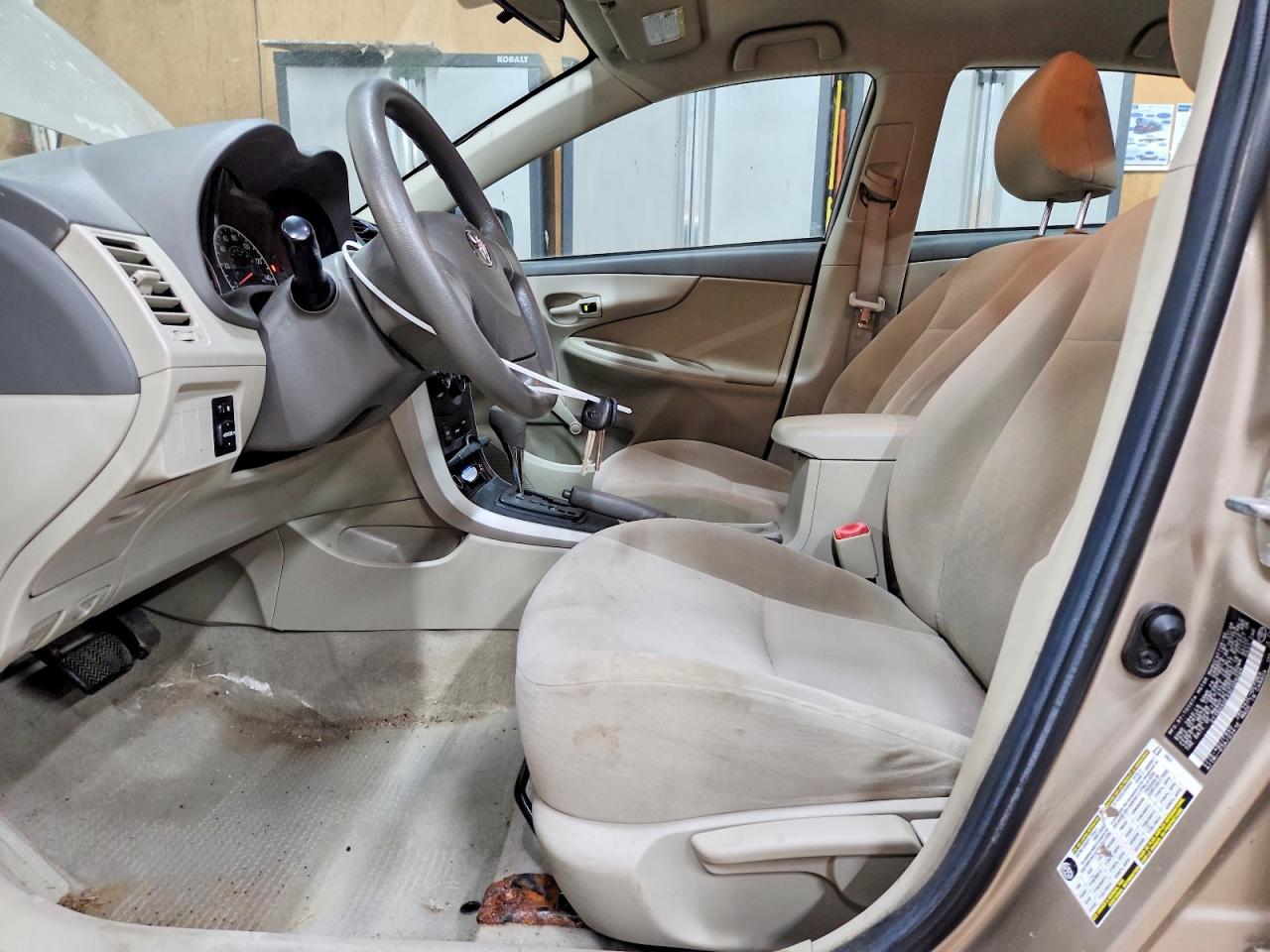2009 TOYOTA COROLLA