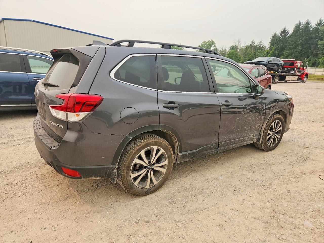 2022 SUBARU FORESTER