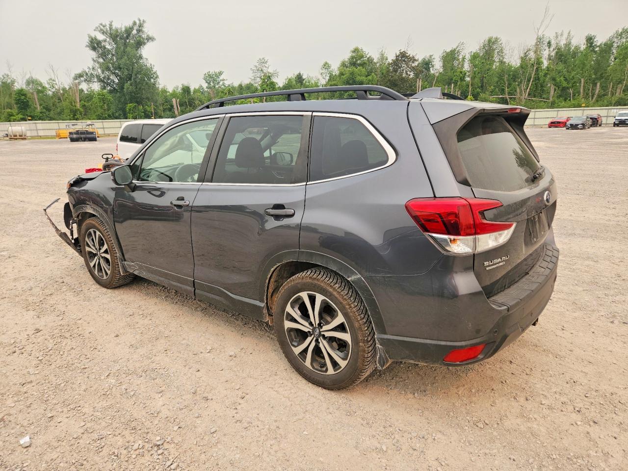 2022 SUBARU FORESTER